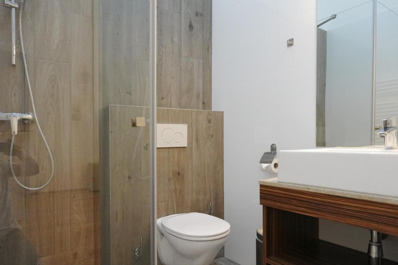 Apartments 4 You Red Star 8 Vienna Exterior photo