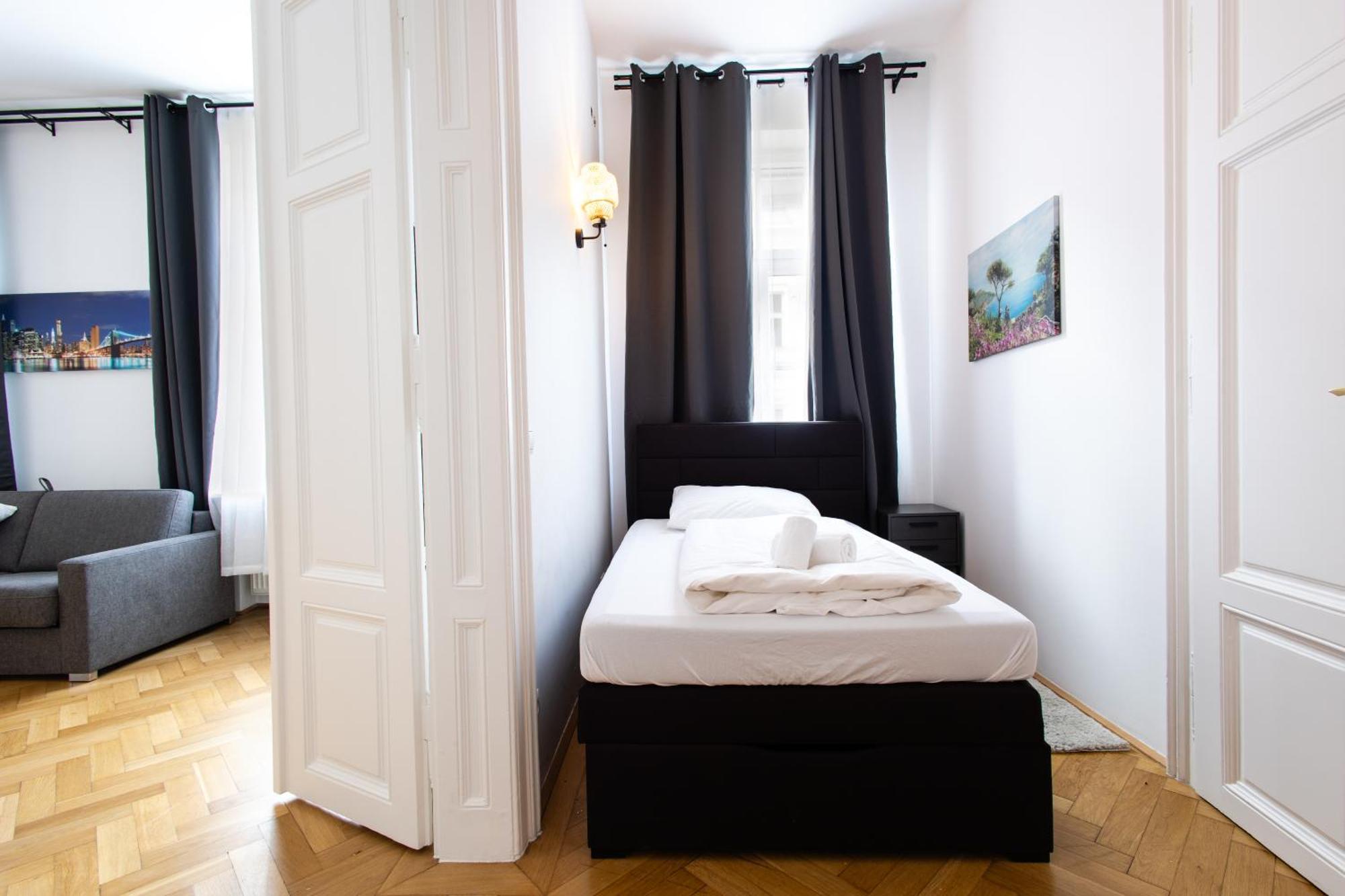 Apartments 4 You Red Star 8 Vienna Exterior photo